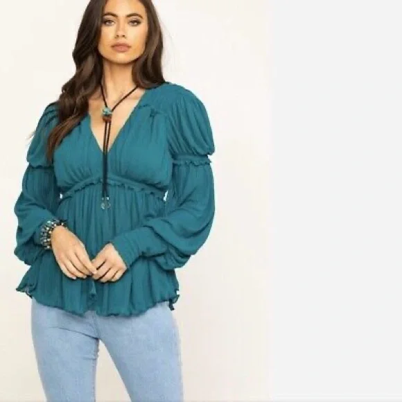 Free People Day Dreaming Top in Teal - Picture 3 of 10